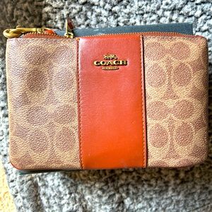 NWT COACH Signature Coated Canvas Tan Rust Colorblock Zip Top Small Wristlet